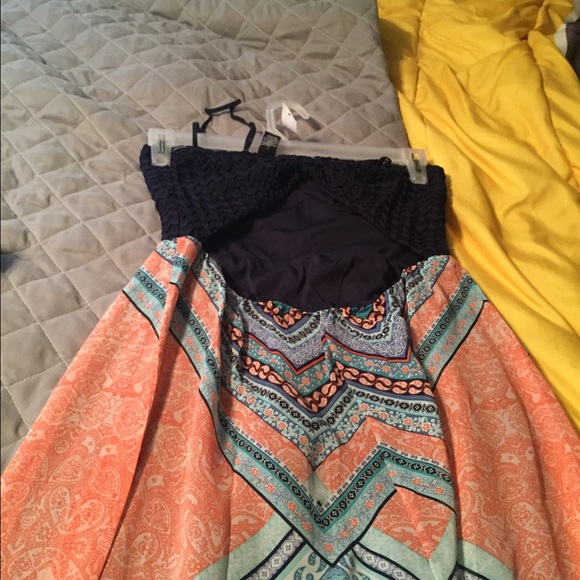 New with tags maxi large dress - Picture 3 of 4