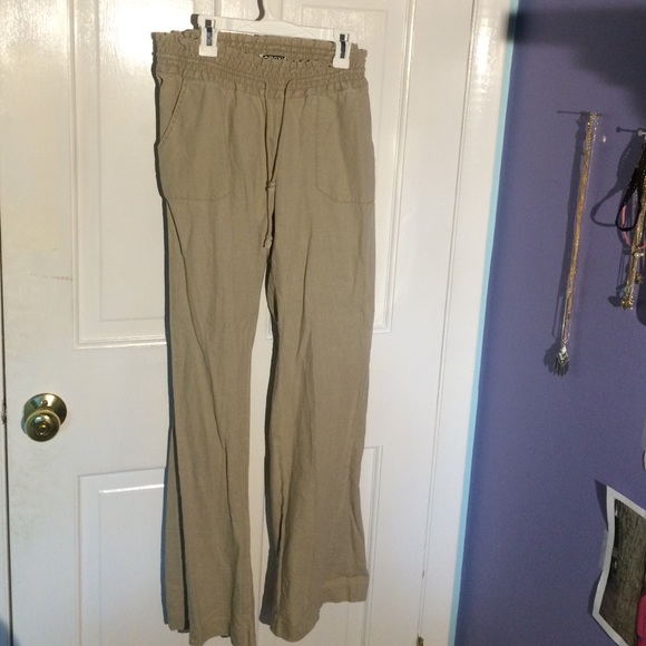 Tan roxy pants size M