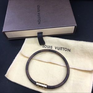 Louis Vuitton keep it bracelet. Authentic. Damier