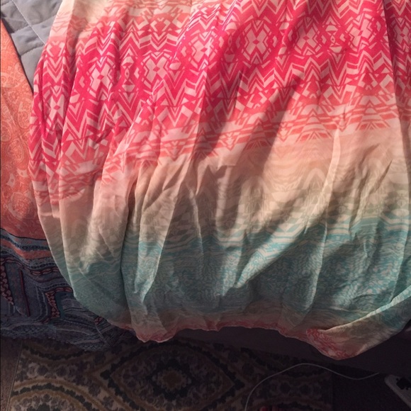 New with tags size large Womens maxi dress - Picture 2 of 4