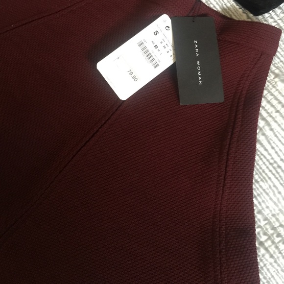 Burgundy 100%polyester flowy mini skirt - Picture 2 of 4