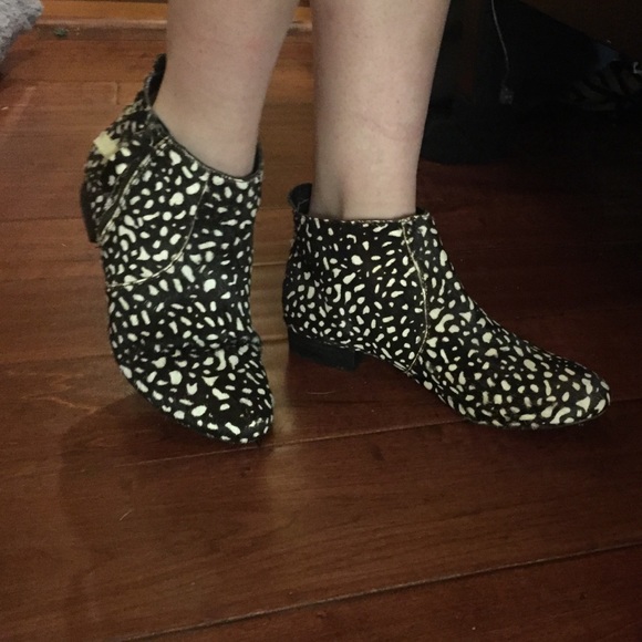 Hardly worn Ankle boots