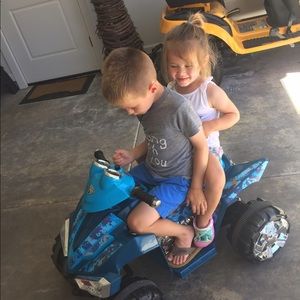 Meet your Posher, Christy