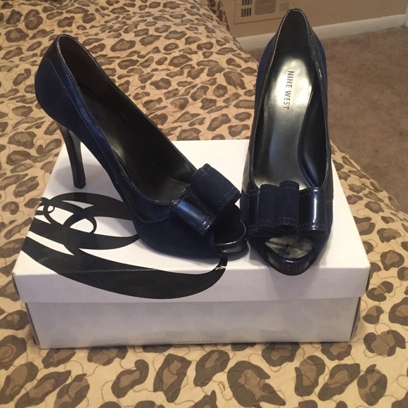 Hardly worn Nine West heels
