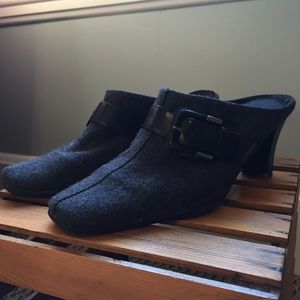 Aerosoles Charcoal Sweater Slip-On Pumps w/ Buckle