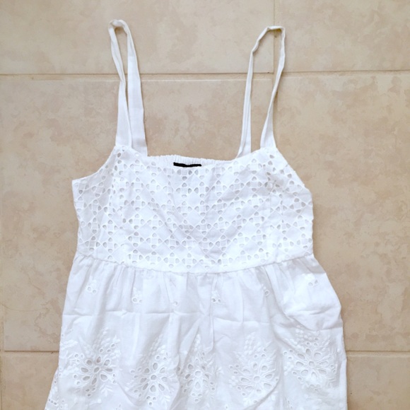 Sz M White Lace Embroidered Dress