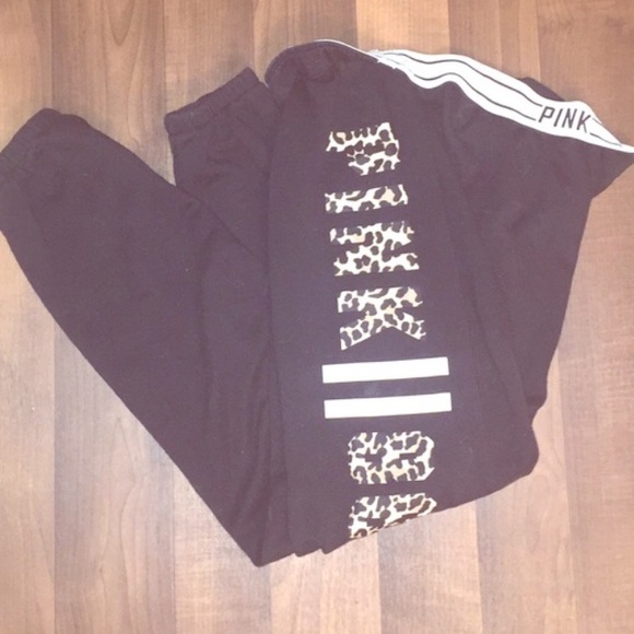 FINAL PRICE ❗️PINK VS Cheetah Sweats
