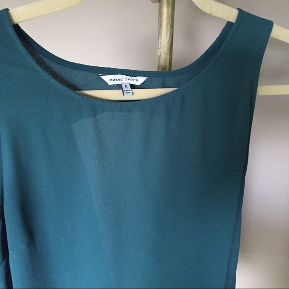 Cut Out Back Blouse - Picture 4 of 4