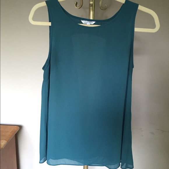 Cut Out Back Blouse - Picture 2 of 4