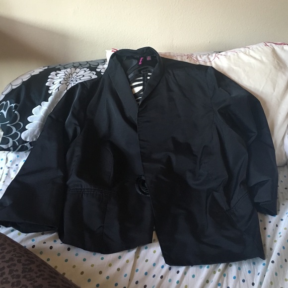 TATTOO ME- BLACK BLAZER SIZE 2X - Picture 1 of 4