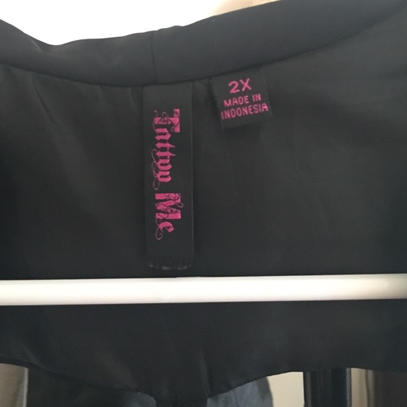TATTOO ME- BLACK BLAZER SIZE 2X - Picture 4 of 4