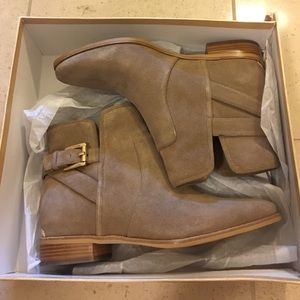 Brand new Michael kors Salem booties