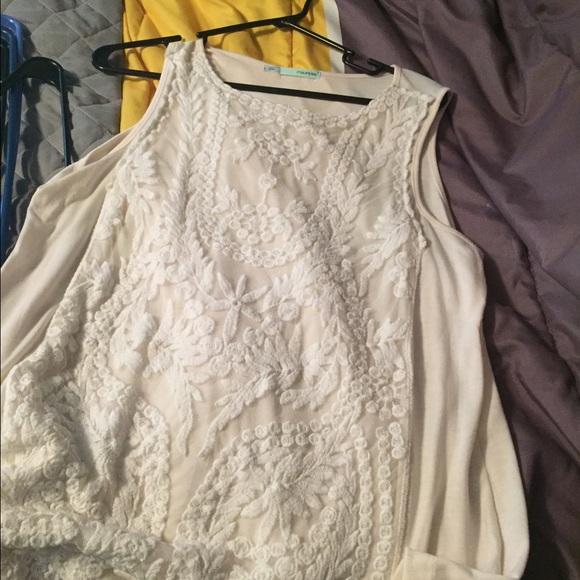 Maurices size large Womens tank