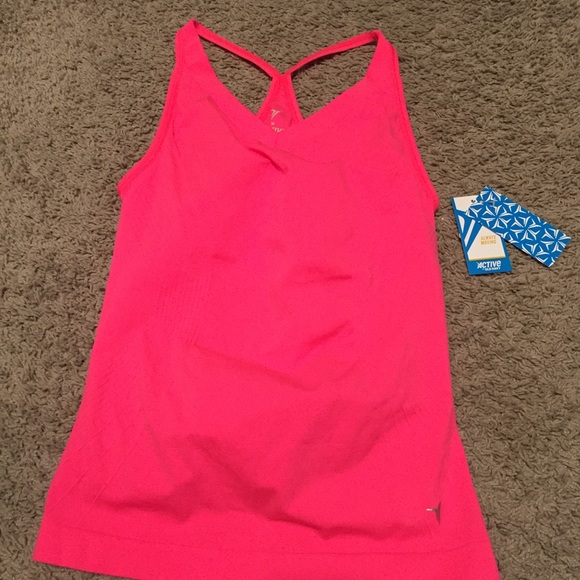 Brand new Old Navy active top