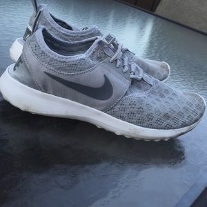 Gray Nike shoe