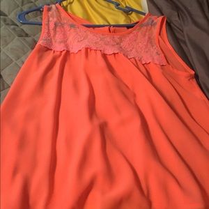 Size large Womens tank