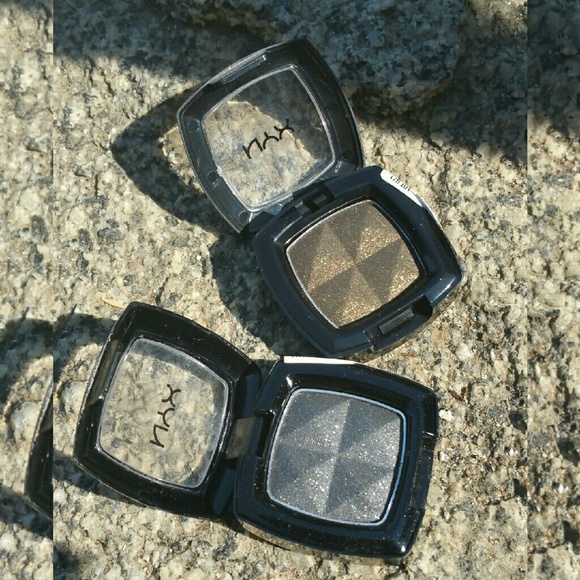 2 NYX Shimmer Shadows