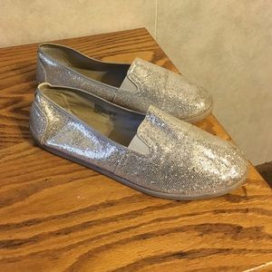 Silver flats
