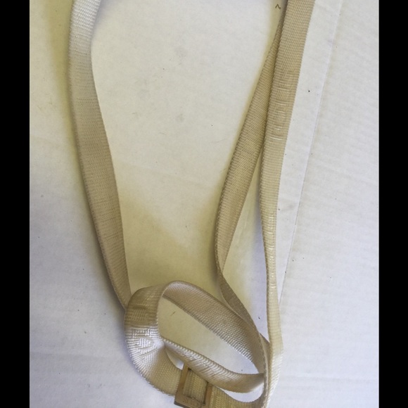Crosbody - Picture 4 of 4