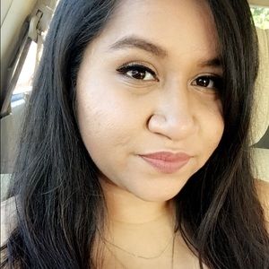 Meet your Posher, Jasmine