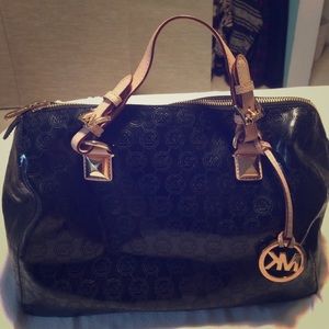 Michael kors purse