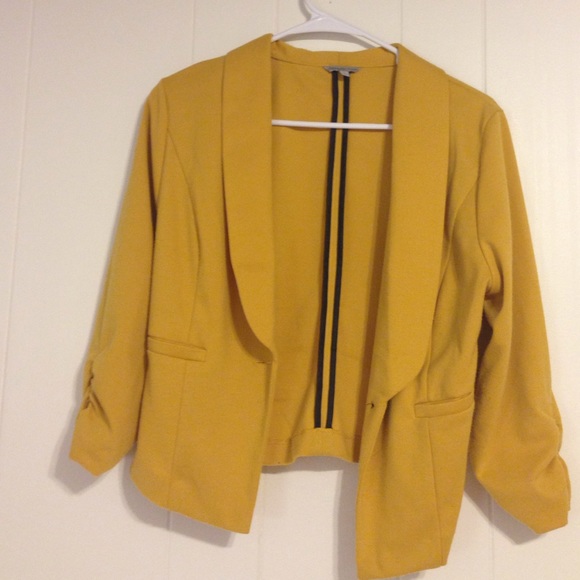 Charlotte Russe Jackets & Coats - Mustard Blazer Charlotte Russe Charlotte Russe Jackets & Coats - Mustard Blazer Charlotte Russe