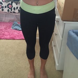 Lulu lemon crop pants