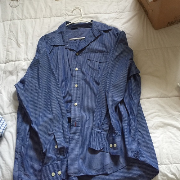 Men's XL Nautica BUTTON UP