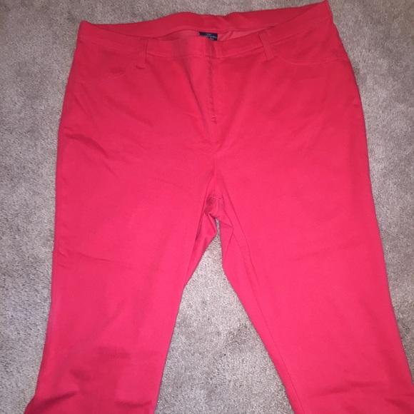 Faded Glory stretchy capri