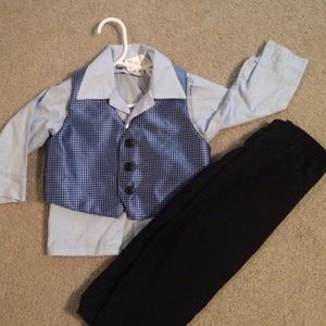 Boys 3 piece dress outfit size 18 months