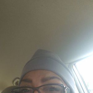 Meet your Posher, Edith