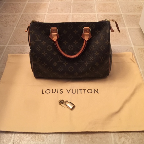 Sold LV SPEEDY 30 SOLD LOCALLY!!