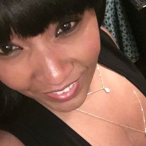 Meet your Posher, Jacqueline