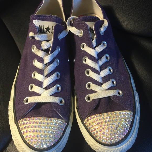 Low top blinged out converse