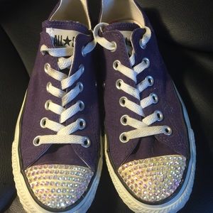 Low top blinged out converse