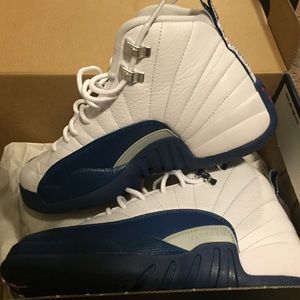 Air Jordan 12 Retro size 5.5y French blues