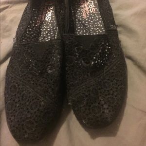 Black lace Bobs