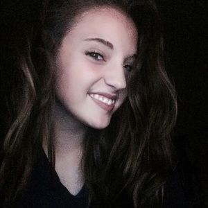 Meet your Posher, Mallory