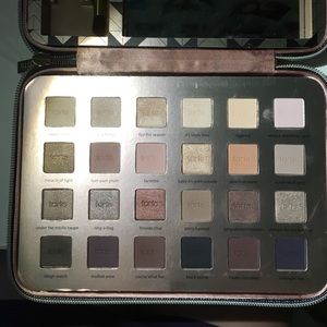 Tarte holiday palette