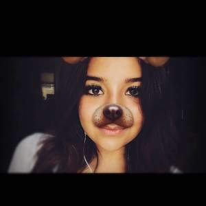 Meet your Posher, Alexandra