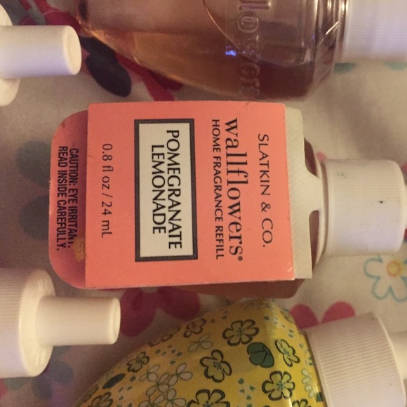 Assorted wallflowers! - Picture 2 of 4