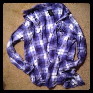 Checkered button down shirt must have 😊