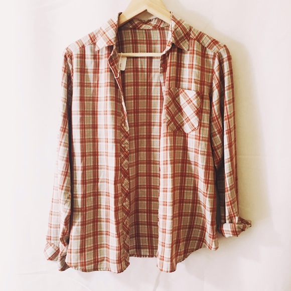 Urban Outfitters Tops - Red plaid flannel vintage button down