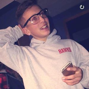 Meet your Posher, Christopher