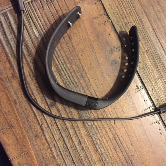 Fitbit Charge - image 4