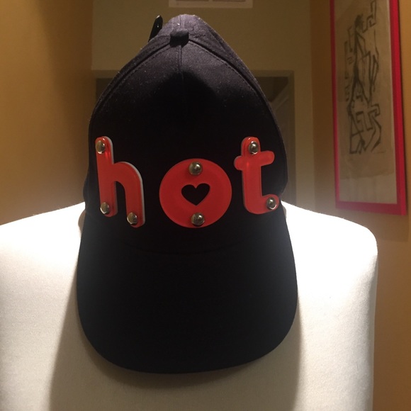 Black Snap Back Baseball Hat Hot - image 1