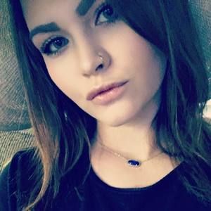 Meet your Posher, Brianne