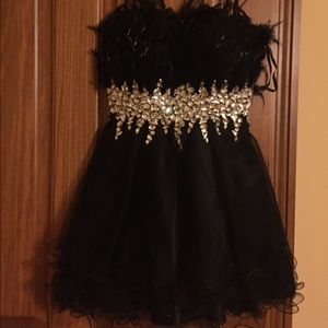 Dave and Johnny Formal Dress