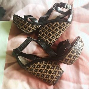 Marc by Marc Jacobs Size 9 Woven Leather Wedges