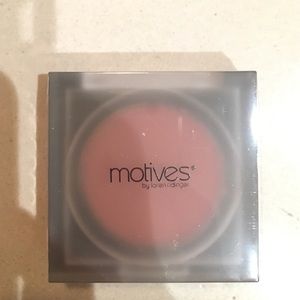 Motives Runway Blush